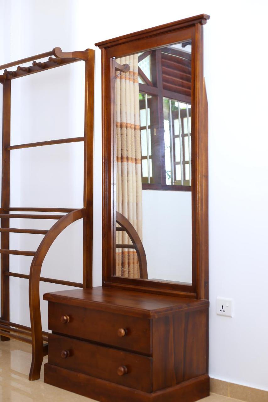 Kaumadi Villa Unawatuna Exterior foto