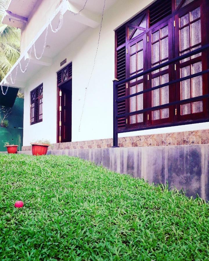 Kaumadi Villa Unawatuna Exterior foto